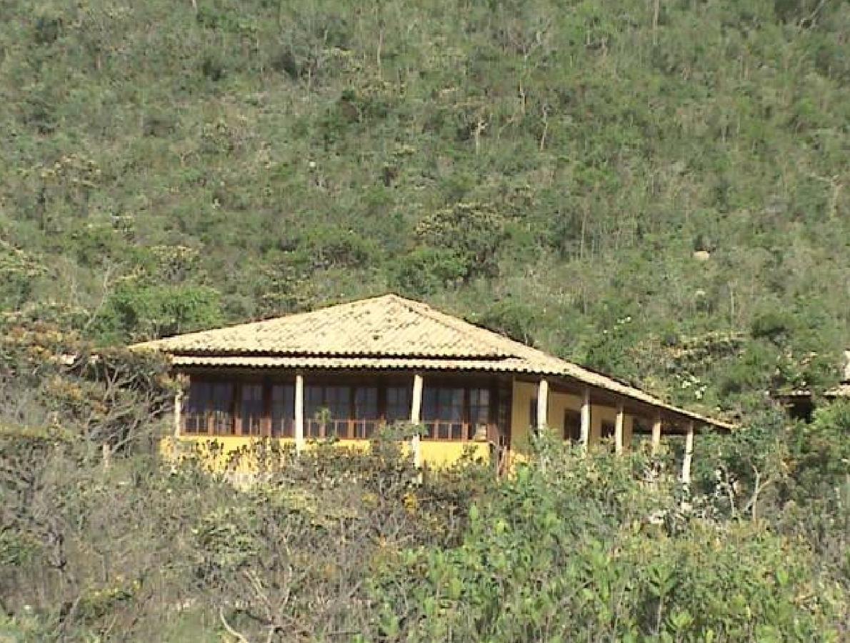 Hotel Mirante Do Vale à São Gonçalo do Rio das Pedras Extérieur photo